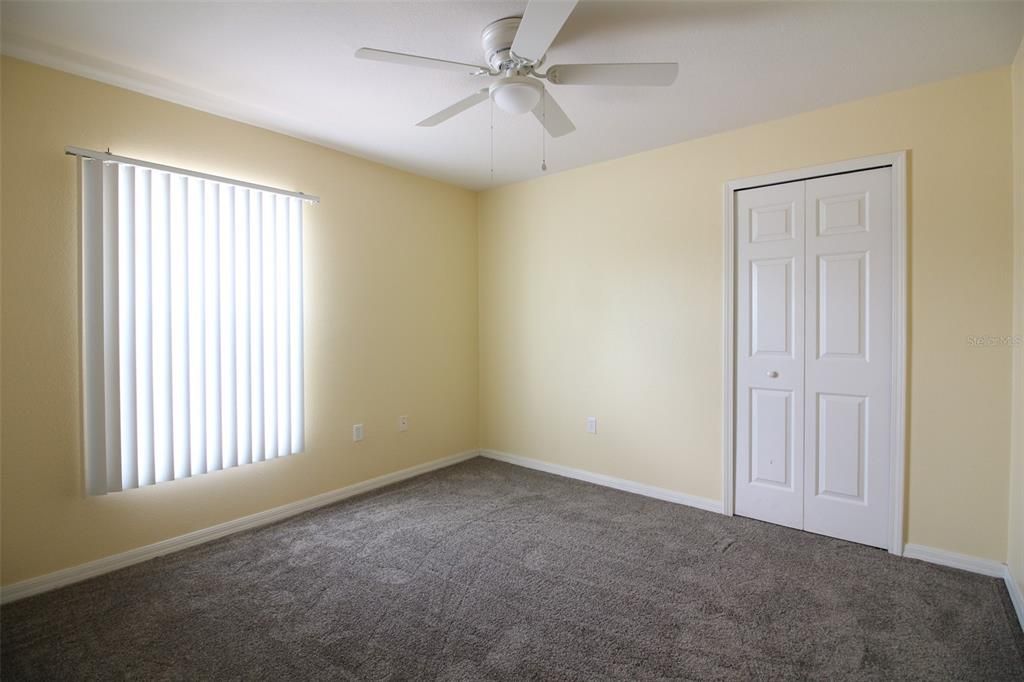 For Rent: $2,100 (4 beds, 2 baths, 1544 Square Feet)