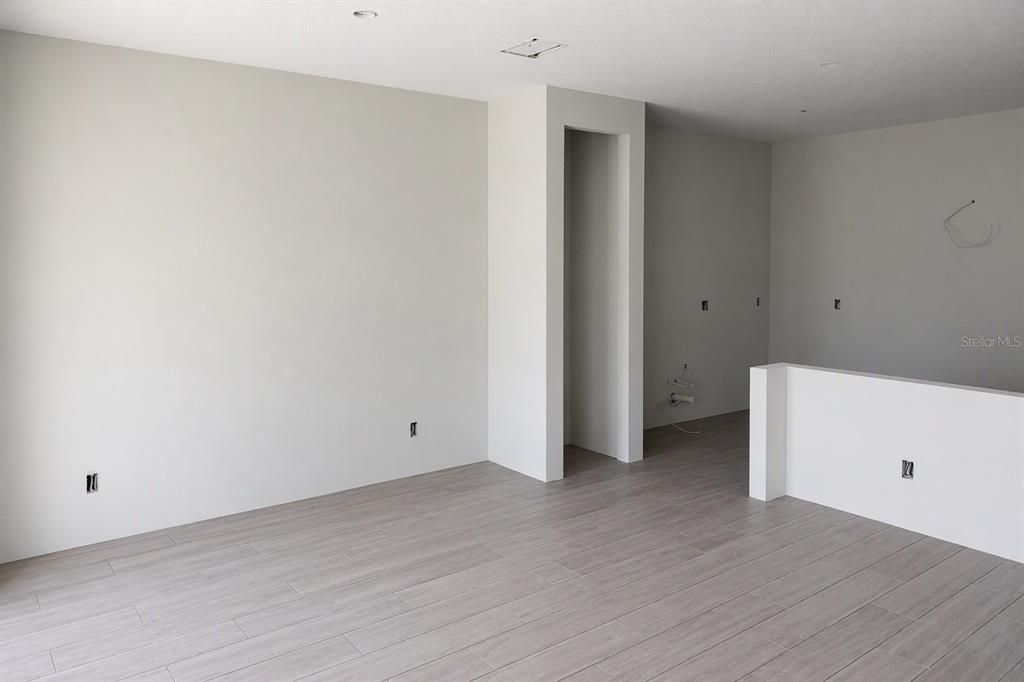 En Venta: $430,854 (3 camas, 2 baños, 1557 Pies cuadrados)