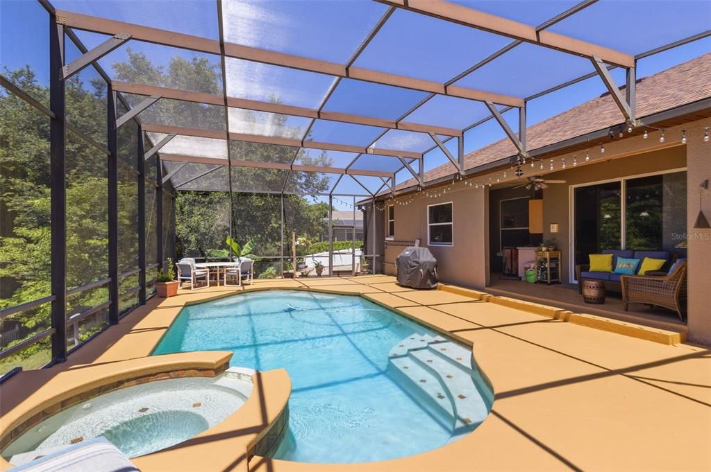 En Venta: $739,000 (4 camas, 3 baños, 2684 Pies cuadrados)