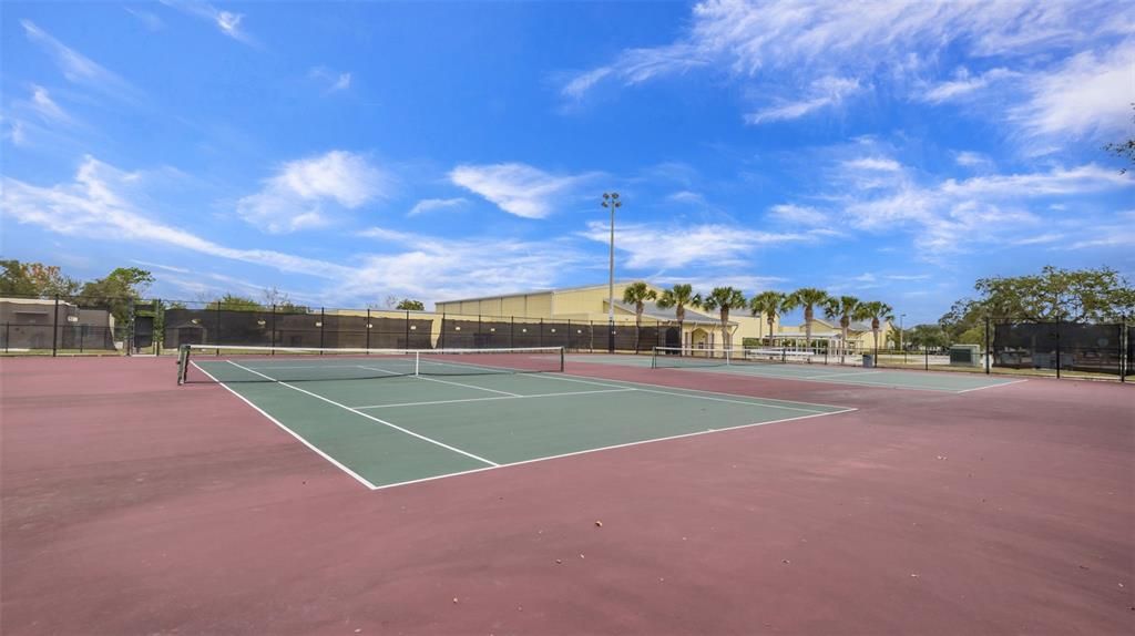На продажу: $1,249,000 (4 спален, 3 ванн, 2075 Квадратных фут)