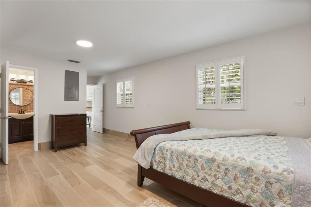 : $775,000 (5 camas, 3 baños, 2812 Pies cuadrados)