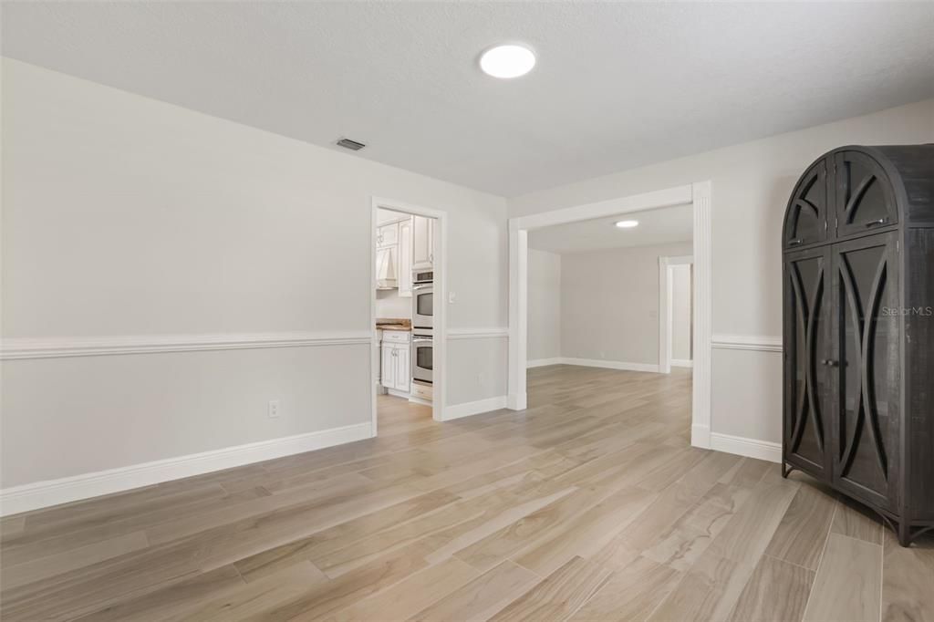 : $775,000 (5 camas, 3 baños, 2812 Pies cuadrados)