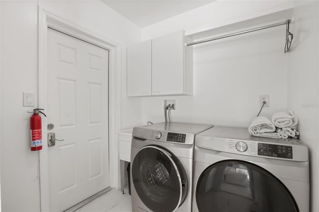 : $775,000 (5 camas, 3 baños, 2812 Pies cuadrados)