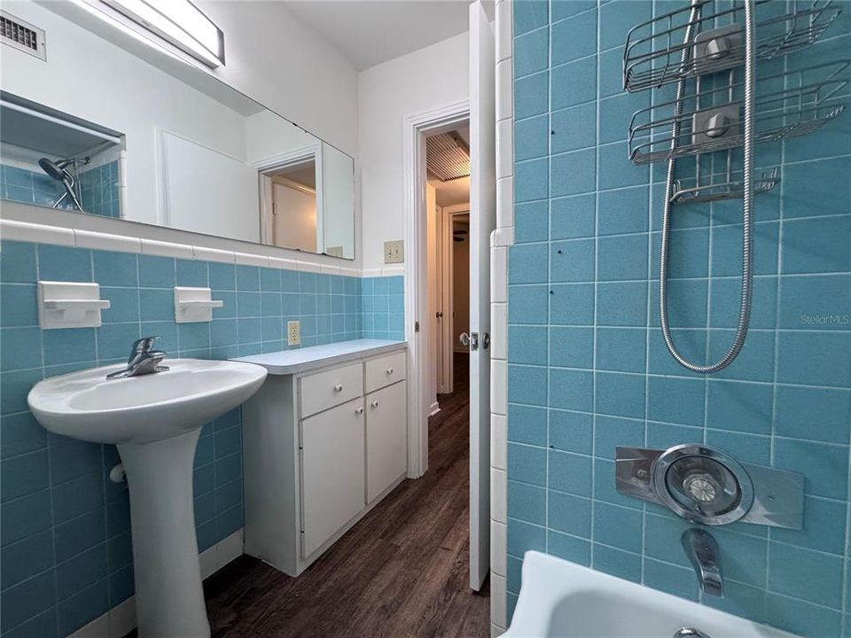 For Rent: $1,795 (2 beds, 2 baths, 1161 Square Feet)