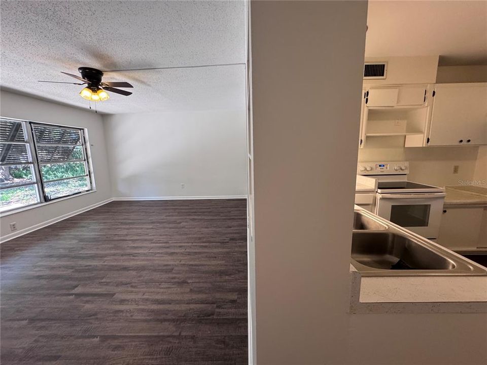 For Rent: $1,795 (2 beds, 2 baths, 1161 Square Feet)