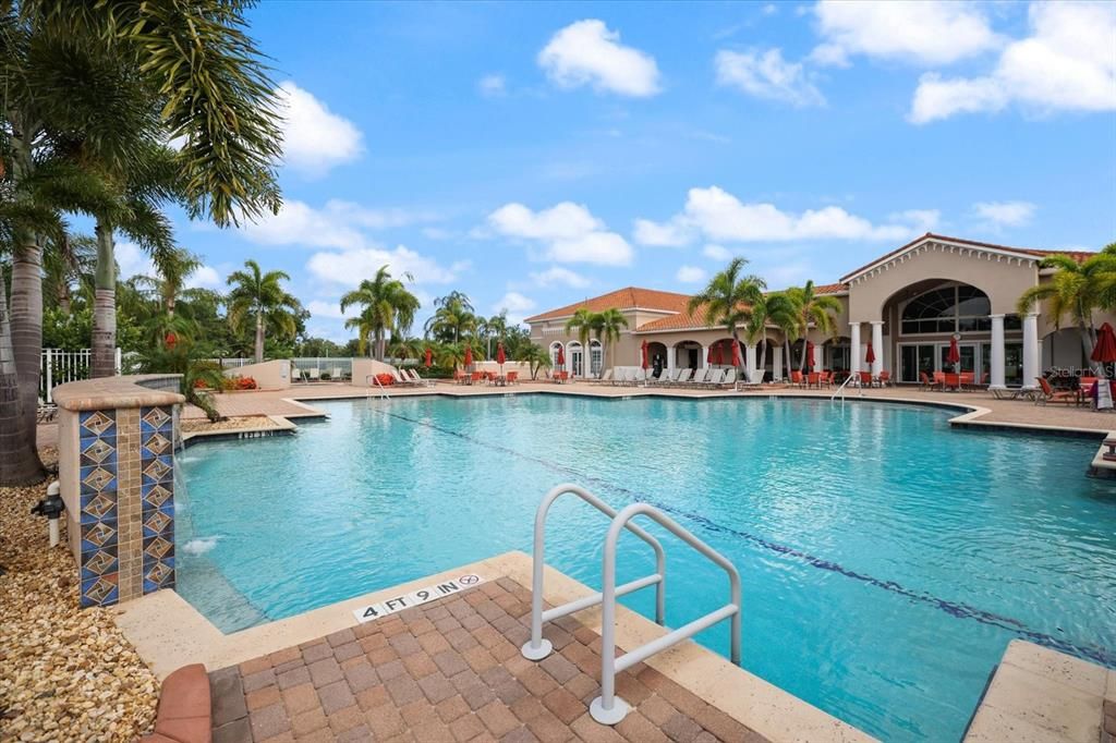 For Sale: $465,000 (2 beds, 2 baths, 1710 Square Feet)