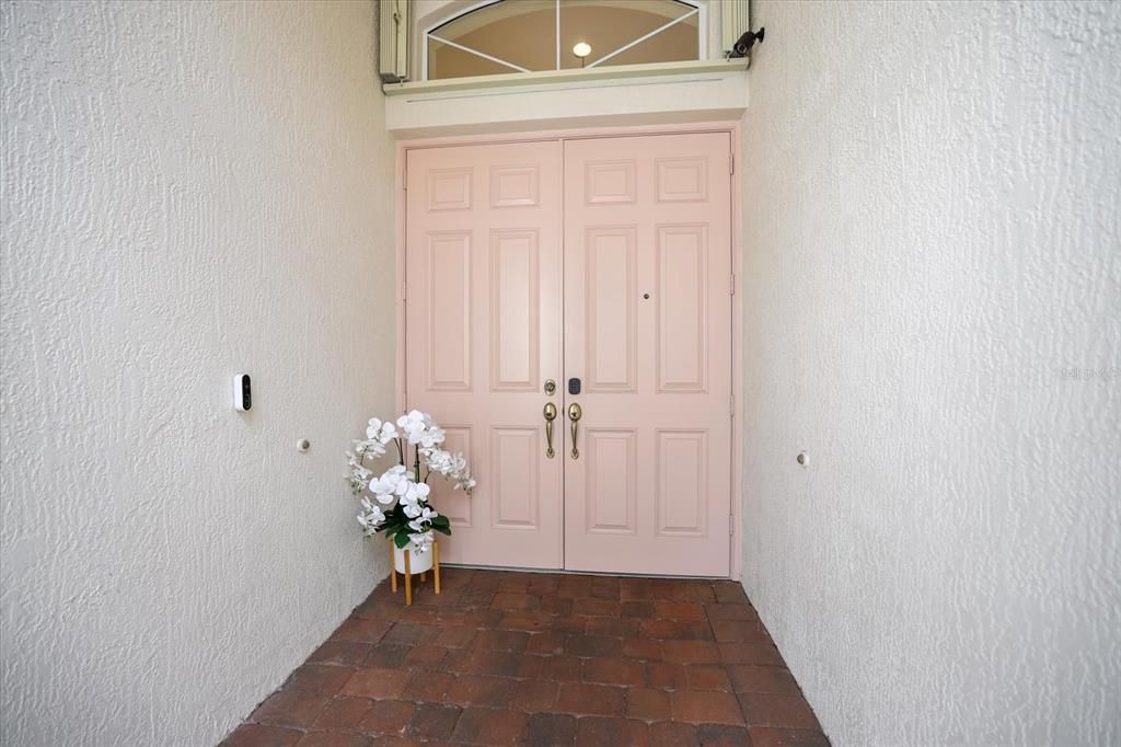 For Sale: $465,000 (2 beds, 2 baths, 1710 Square Feet)