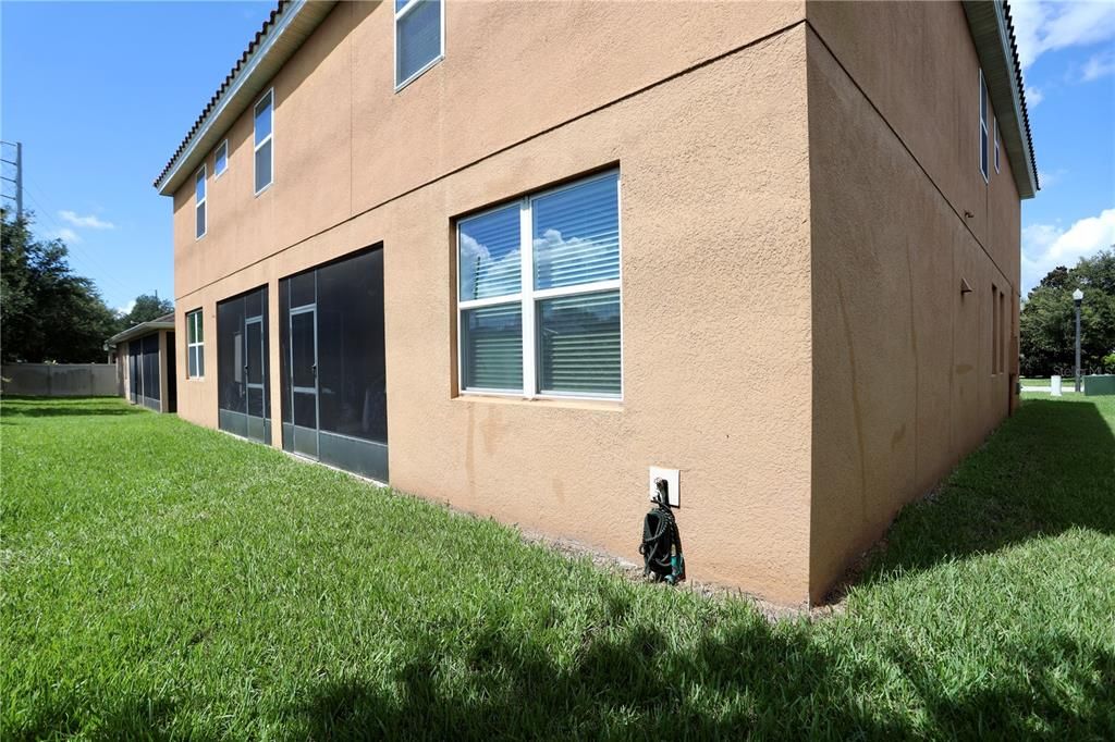 For Sale: $695,500 (6 beds, 3 baths, 4213 Square Feet)