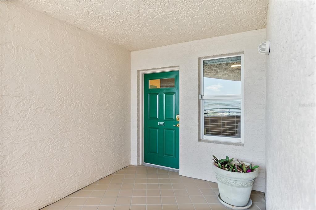 For Sale: $649,000 (3 beds, 3 baths, 2072 Square Feet)