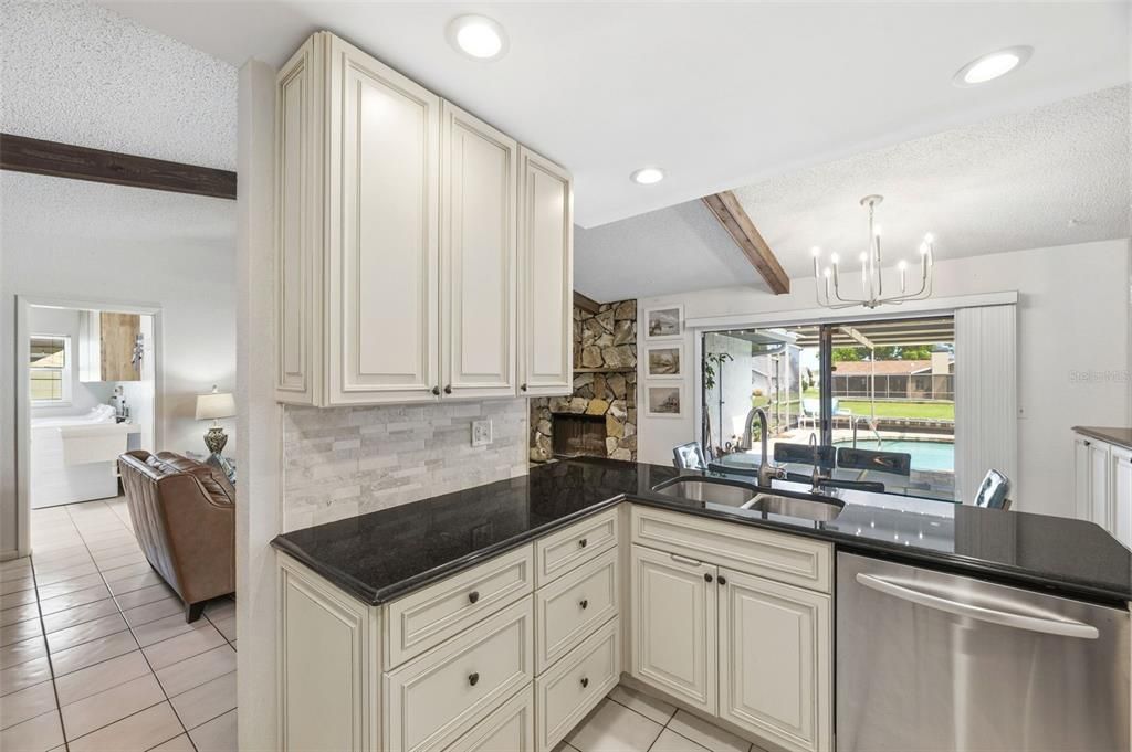 For Sale: $675,000 (3 beds, 2 baths, 1908 Square Feet)