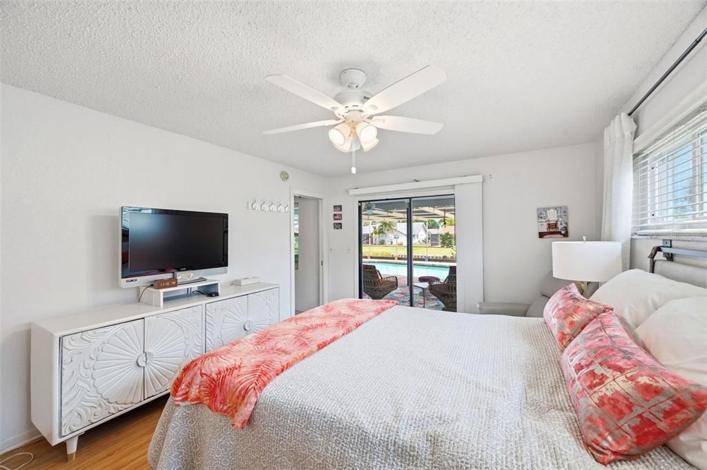 For Sale: $675,000 (3 beds, 2 baths, 1908 Square Feet)