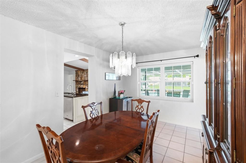 For Sale: $675,000 (3 beds, 2 baths, 1908 Square Feet)