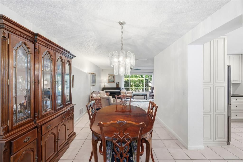 For Sale: $675,000 (3 beds, 2 baths, 1908 Square Feet)