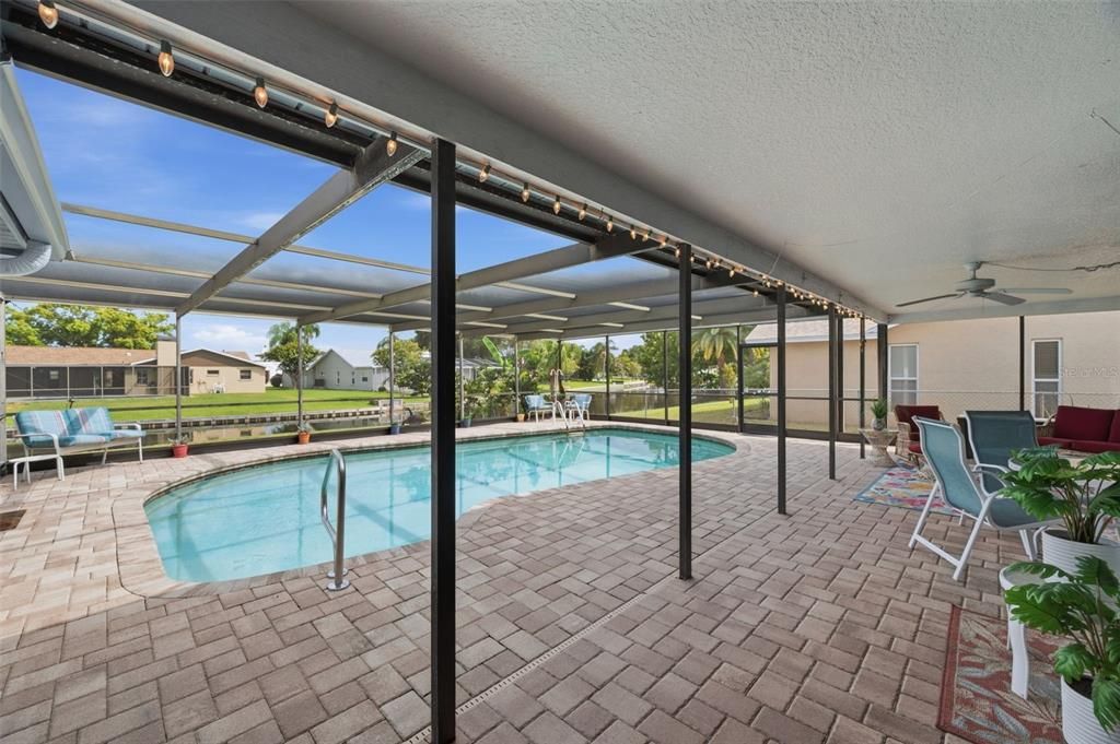 For Sale: $675,000 (3 beds, 2 baths, 1908 Square Feet)