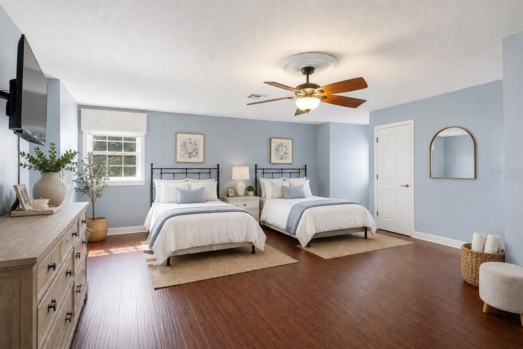 For Sale: $1,150,000 (4 beds, 4 baths, 4178 Square Feet)