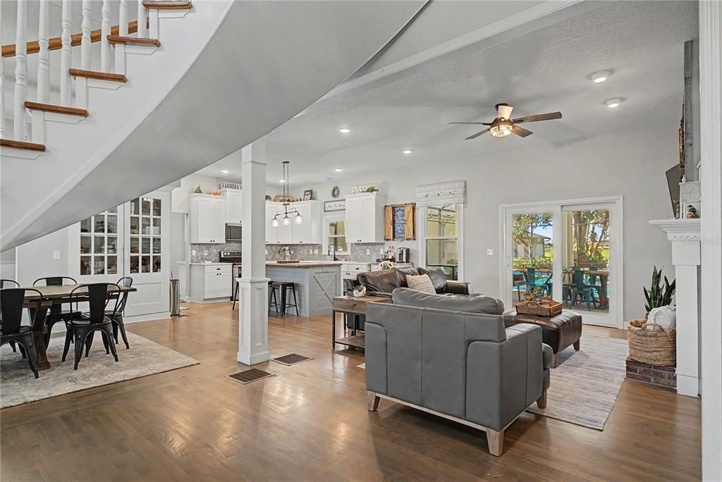 For Sale: $1,150,000 (4 beds, 4 baths, 4178 Square Feet)