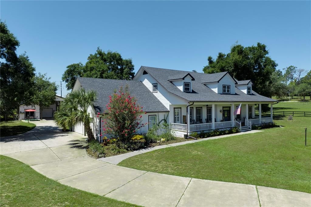 For Sale: $1,150,000 (4 beds, 4 baths, 4178 Square Feet)