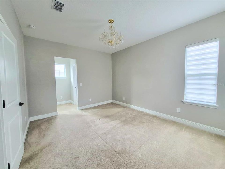 For Rent: $4,200 (4 beds, 3 baths, 2694 Square Feet)