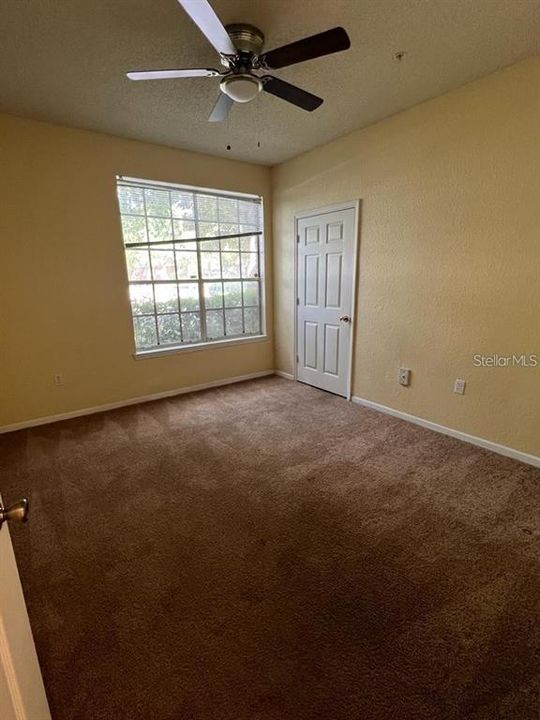 For Rent: $1,900 (3 beds, 2 baths, 1352 Square Feet)