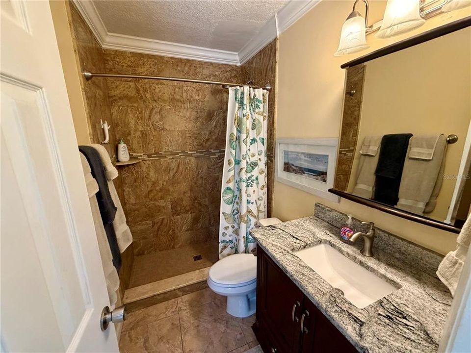 For Rent: $1,800 (1 beds, 1 baths, 562 Square Feet)