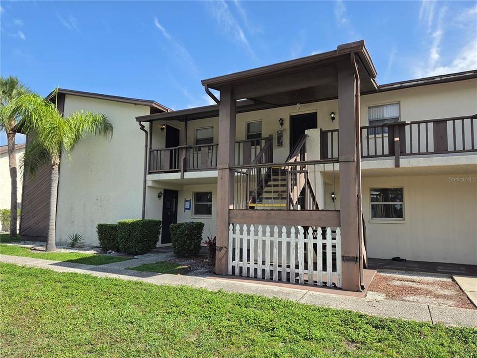 For Sale: $49,900 (2 beds, 1 baths, 720 Square Feet)