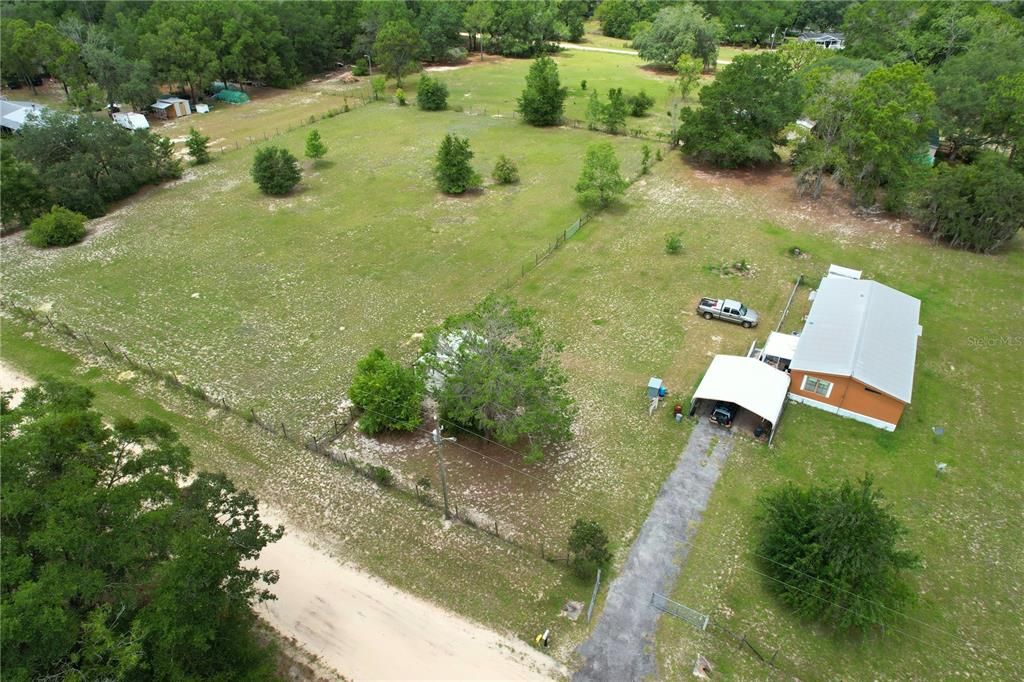 For Sale: $200,000 (3 beds, 2 baths, 1512 Square Feet)