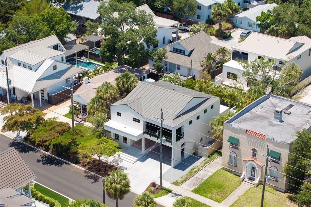 For Sale: $2,799,000 (5 beds, 4 baths, 3128 Square Feet)