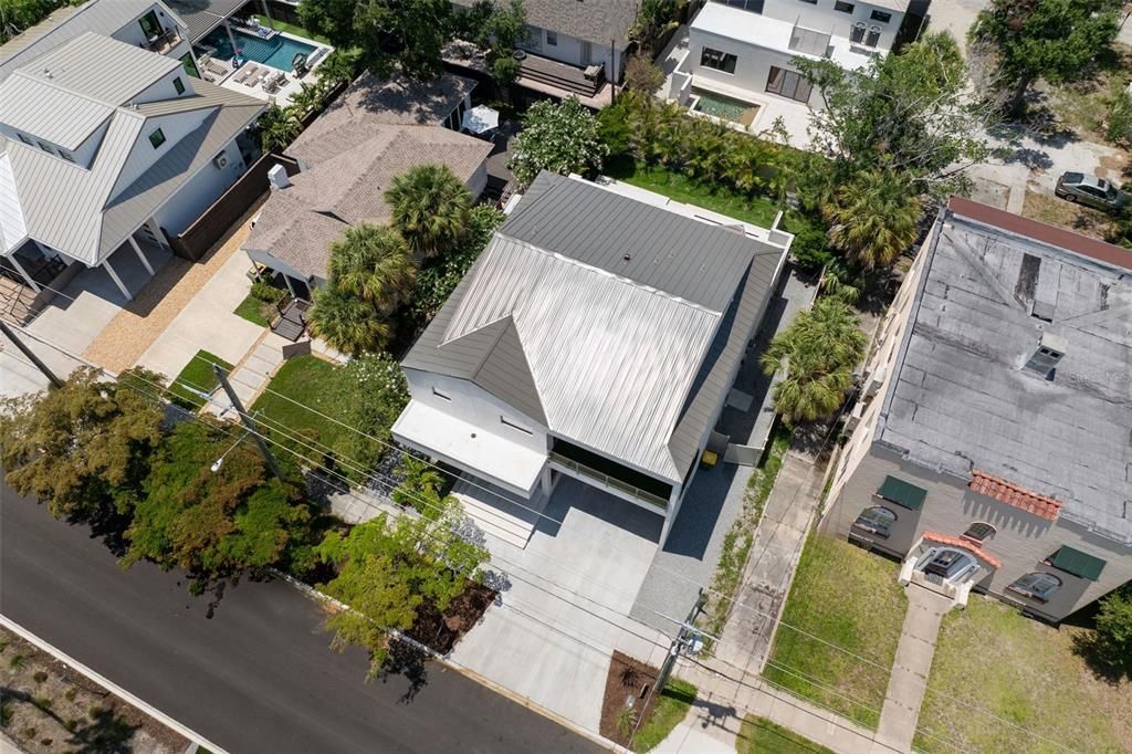 For Sale: $2,799,000 (5 beds, 4 baths, 3128 Square Feet)