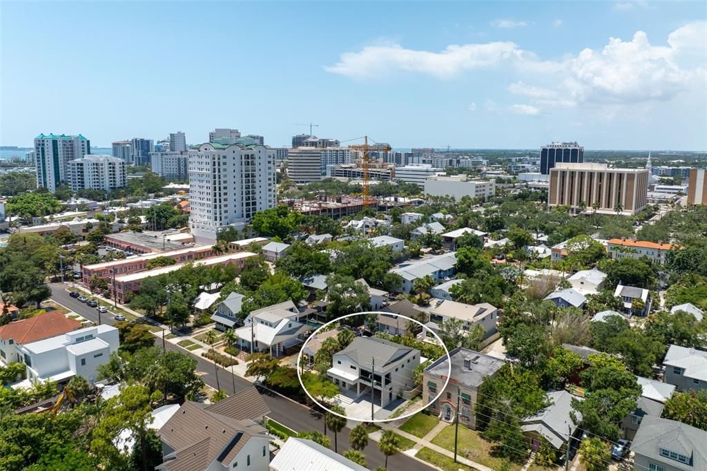 For Sale: $2,799,000 (5 beds, 4 baths, 3128 Square Feet)