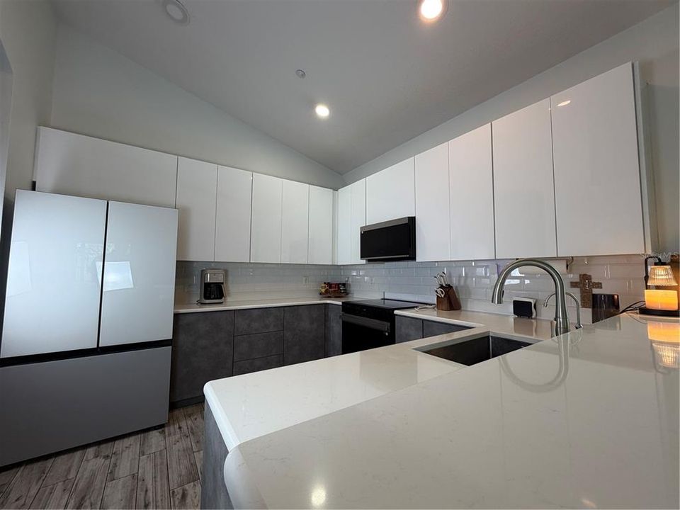 В аренду: $4,800 (4 спален, 3 ванн, 2406 Квадратных фут)