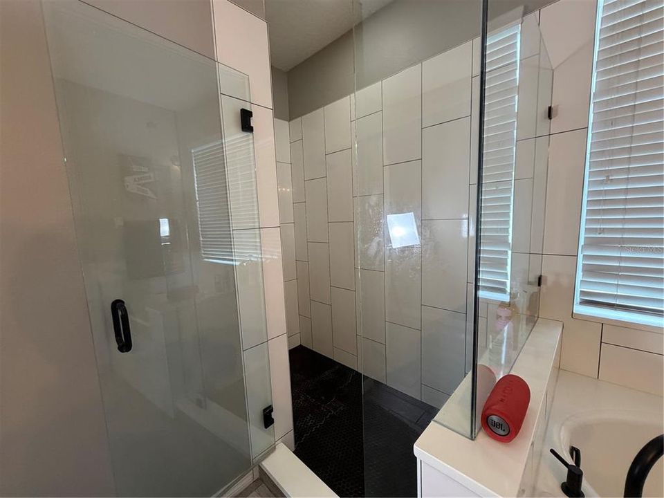 В аренду: $4,800 (4 спален, 3 ванн, 2406 Квадратных фут)
