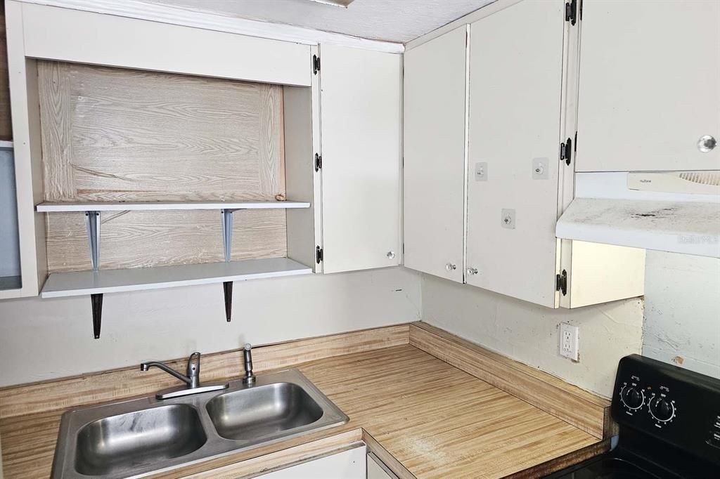 En Venta: $159,000 (4 camas, 1 baños, 1168 Pies cuadrados)