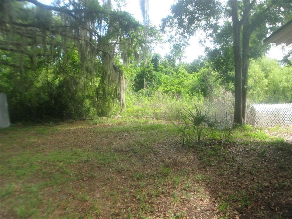 For Rent: $1,600 (2 beds, 1 baths, 780 Square Feet)
