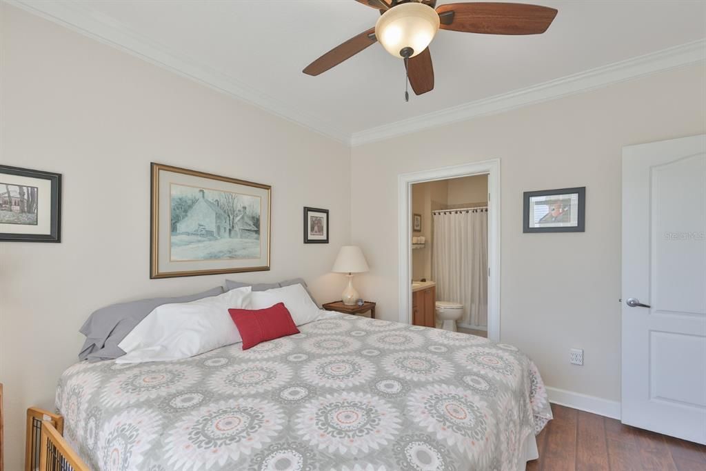 En Venta: $595,000 (3 camas, 2 baños, 2841 Pies cuadrados)