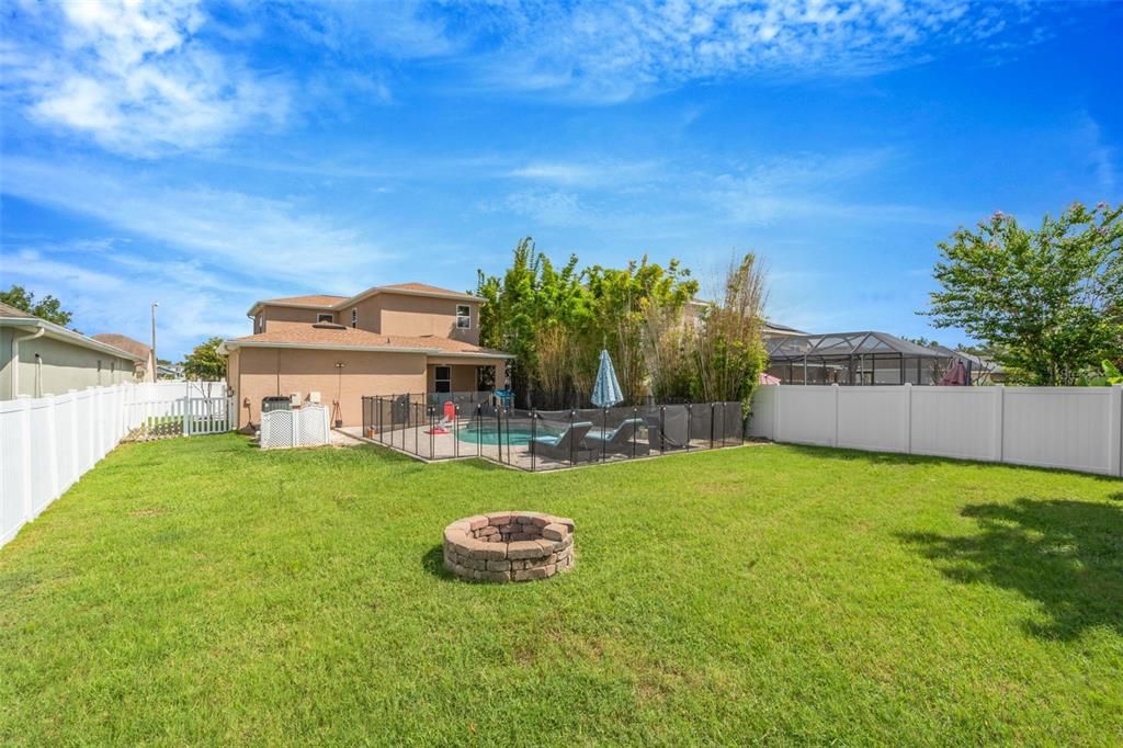 На продажу: $515,000 (4 спален, 2 ванн, 2218 Квадратных фут)