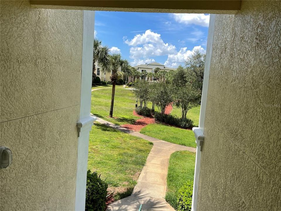 For Rent: $1,250 (1 beds, 1 baths, 636 Square Feet)