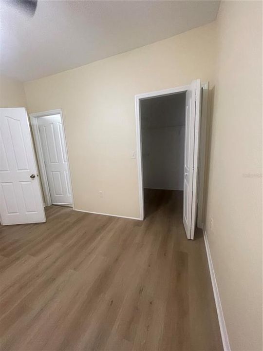 For Rent: $1,250 (1 beds, 1 baths, 636 Square Feet)