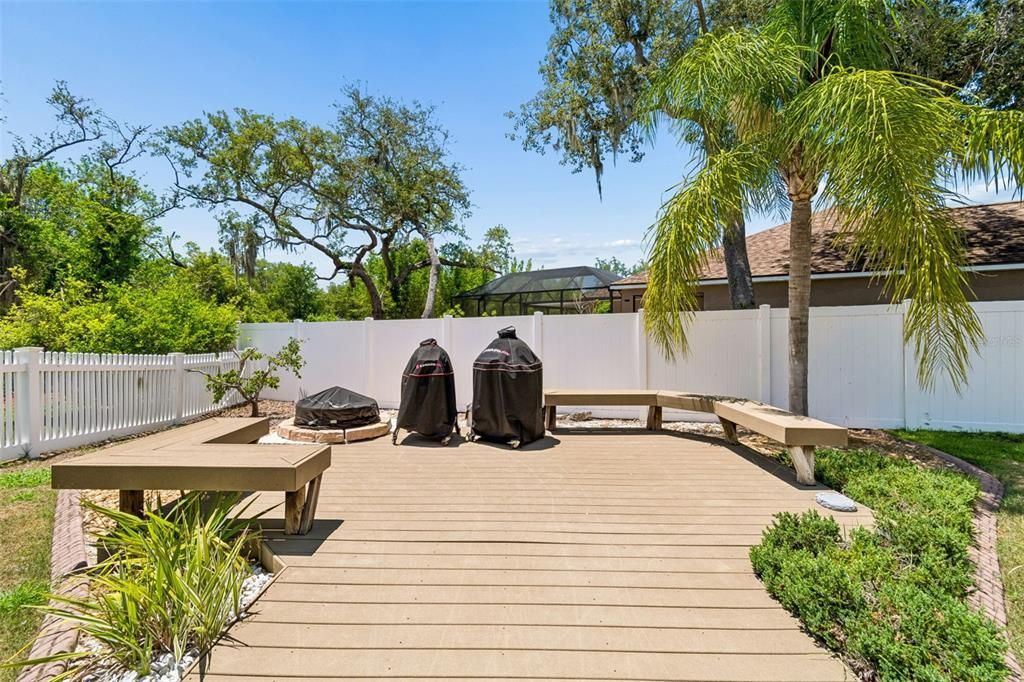 Activo con contrato: $425,000 (3 camas, 2 baños, 1758 Pies cuadrados)