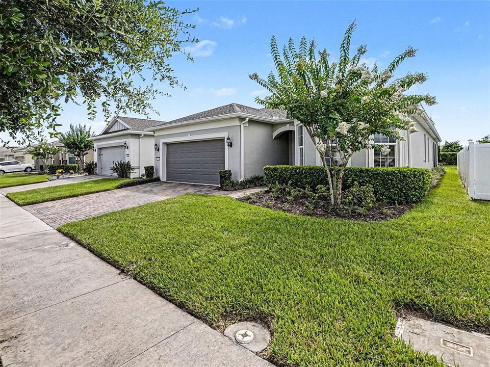 For Sale: $540,000 (2 beds, 2 baths, 1919 Square Feet)