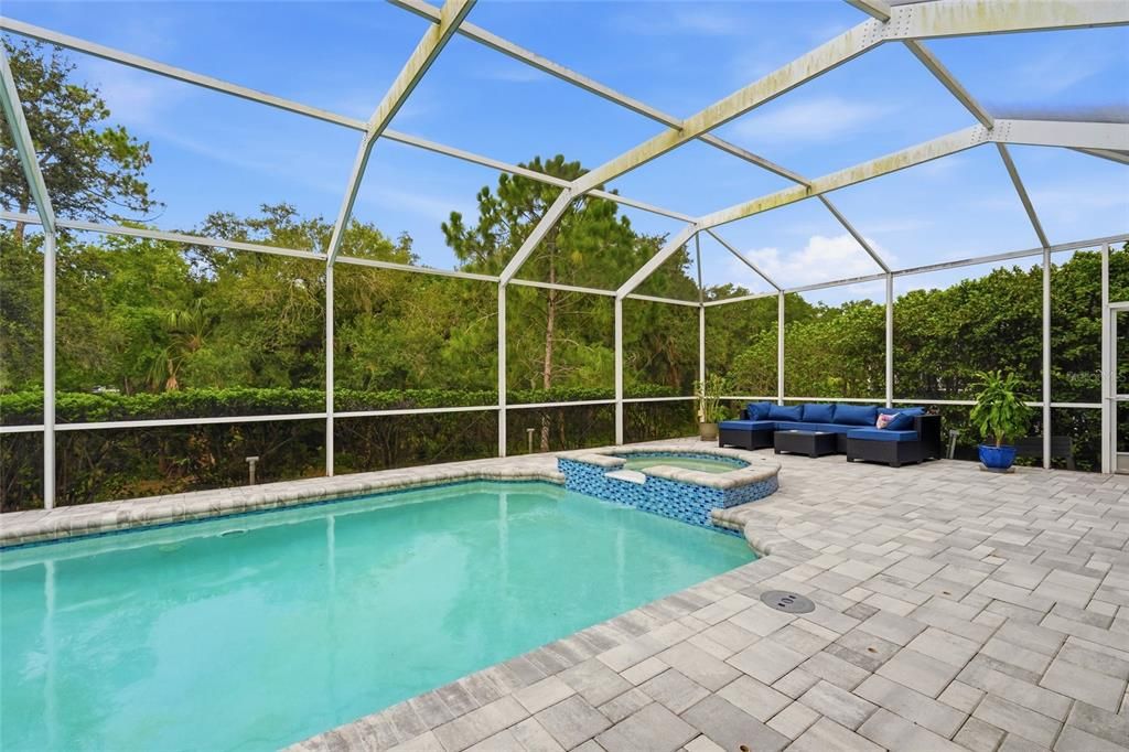En Venta: $675,000 (5 camas, 3 baños, 2688 Pies cuadrados)