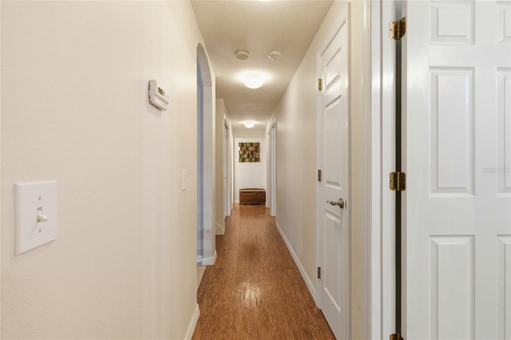 En Venta: $675,000 (5 camas, 3 baños, 2688 Pies cuadrados)