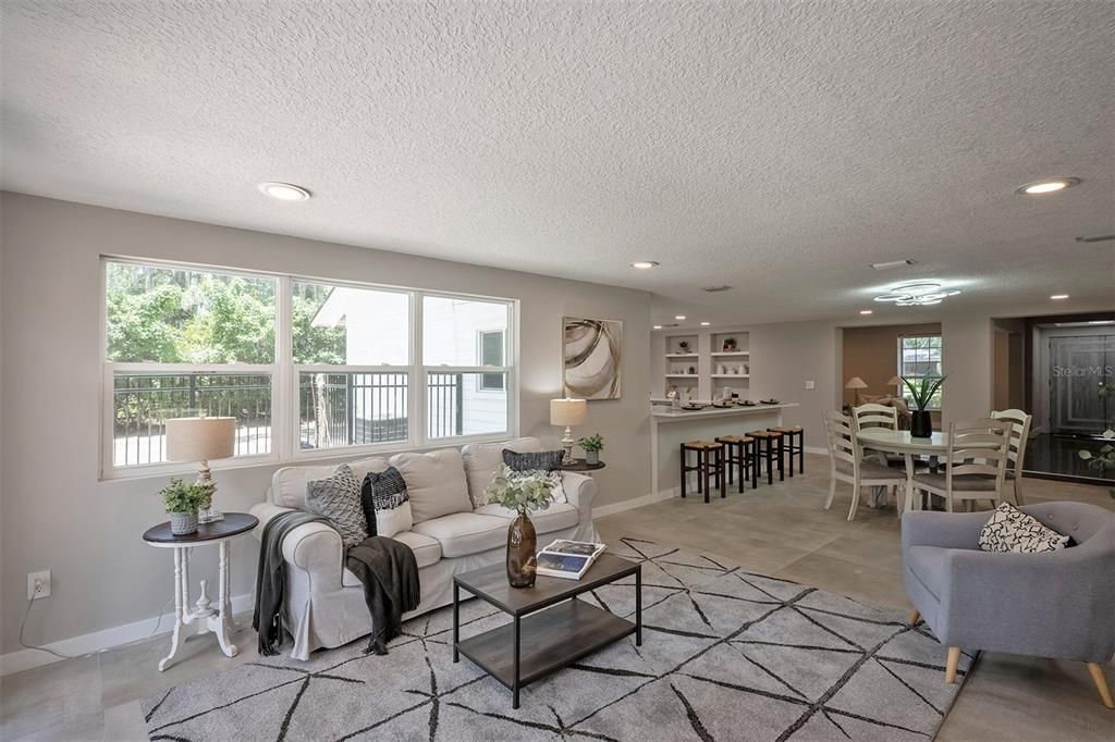 Activo con contrato: $775,000 (3 camas, 3 baños, 3379 Pies cuadrados)