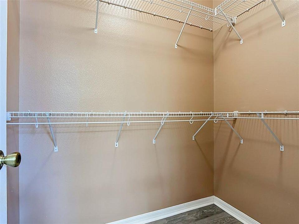 For Sale: $325,000 (3 beds, 2 baths, 1650 Square Feet)