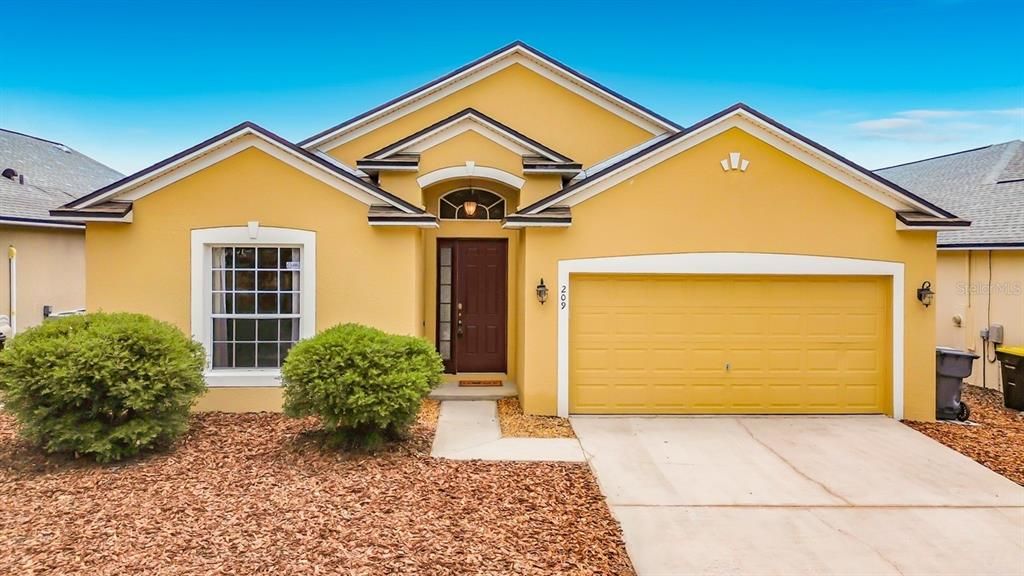 For Sale: $325,000 (3 beds, 2 baths, 1650 Square Feet)