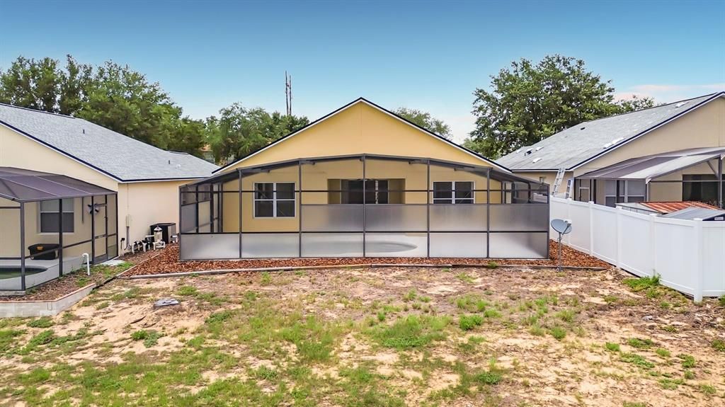 For Sale: $325,000 (3 beds, 2 baths, 1650 Square Feet)