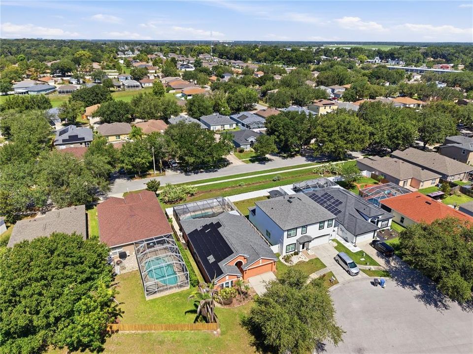 For Sale: $399,900 (3 beds, 2 baths, 1901 Square Feet)