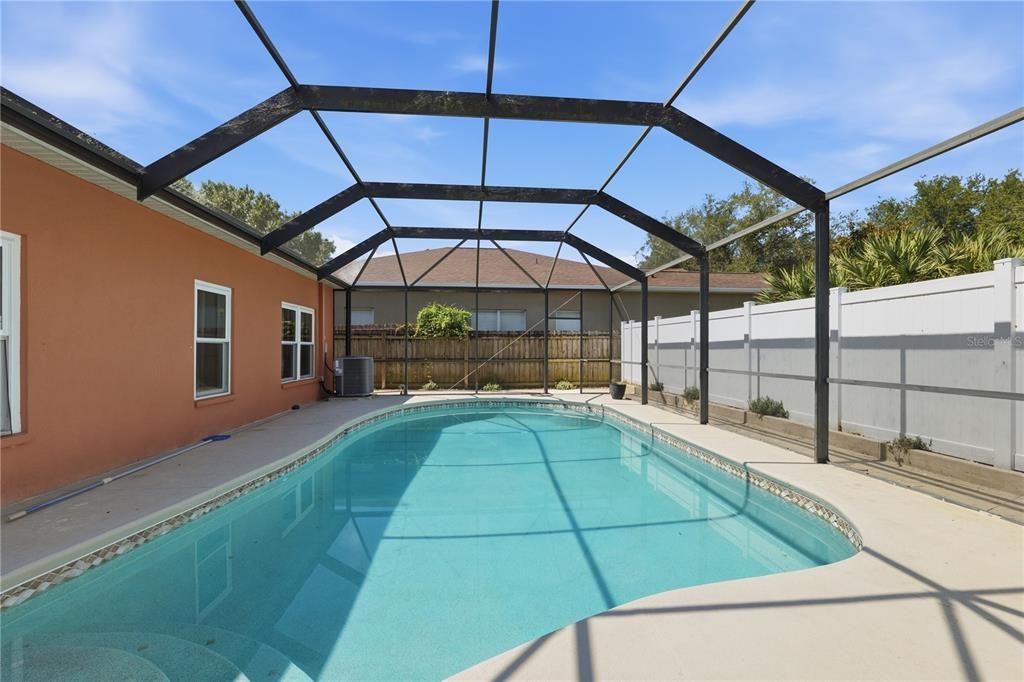 For Sale: $399,900 (3 beds, 2 baths, 1901 Square Feet)