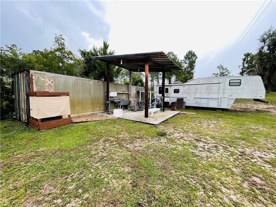 待售: $2,400,000 (120.00 acres)