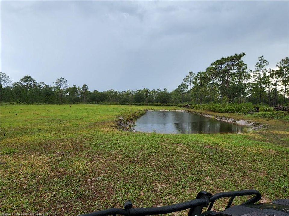 待售: $2,400,000 (120.00 acres)