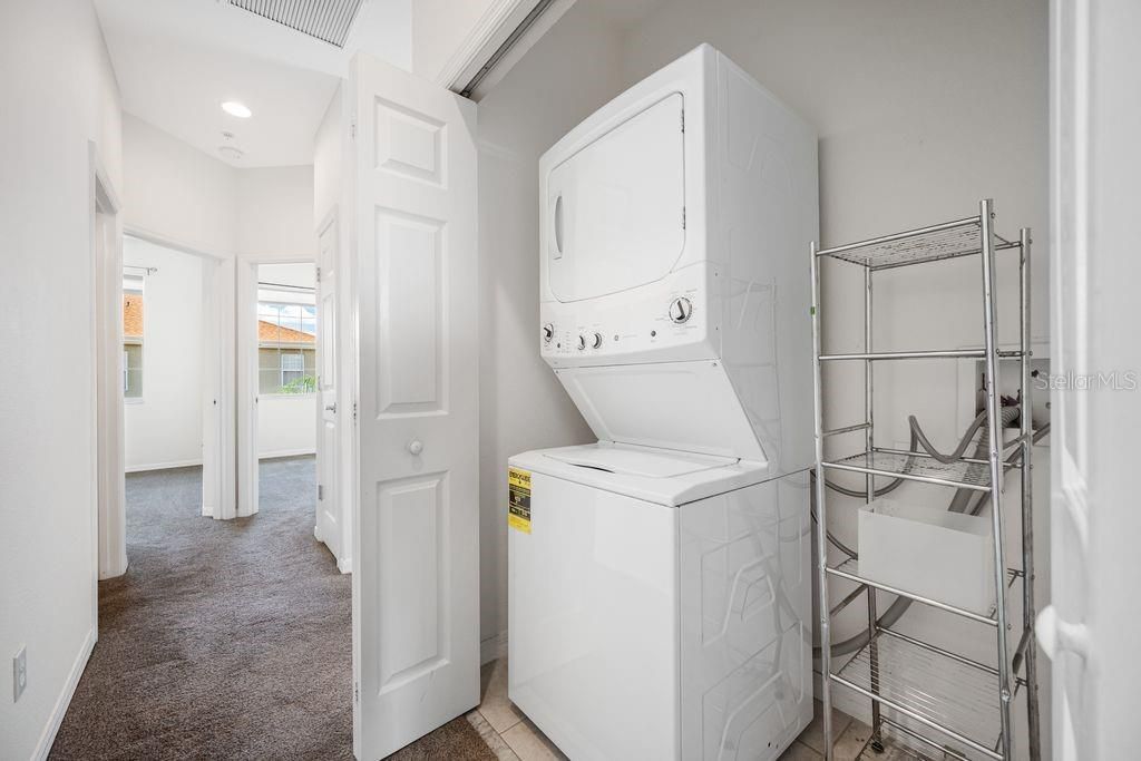 For Rent: $3,250 (3 beds, 2 baths, 1885 Square Feet)
